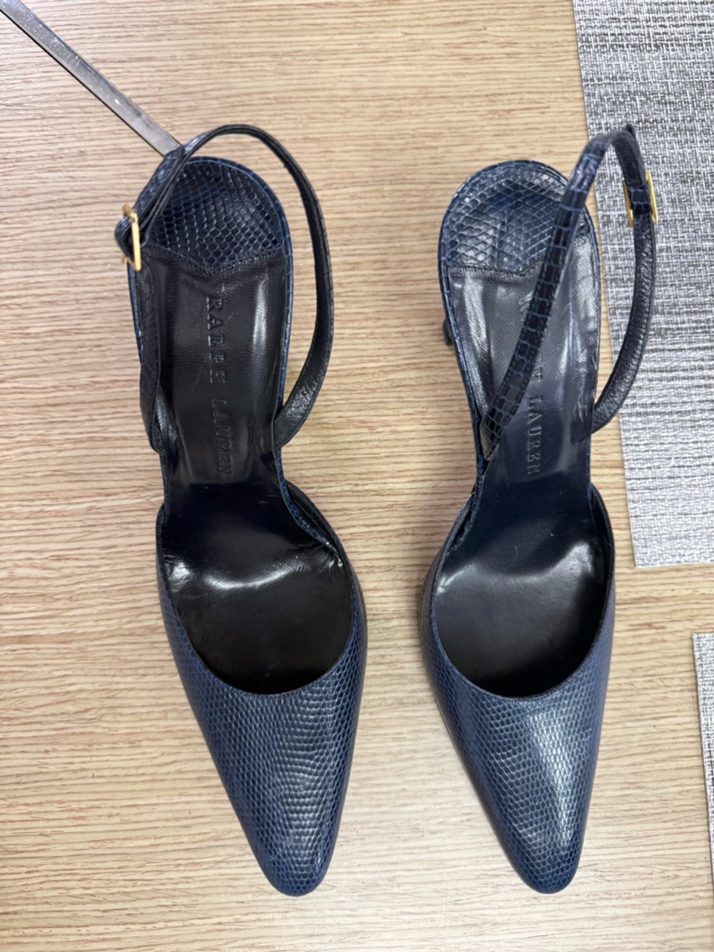 Ralph Lauren Navy Leather Slingback Heels – Made in Italy – Size 8.5